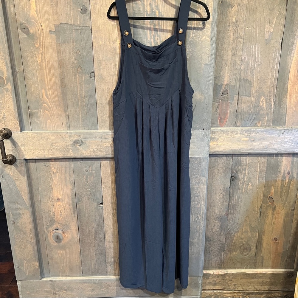 Elegant Navy Blue Women's jumpsuit